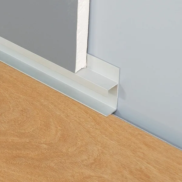 Metāla grīdlīstes Plano PPS130